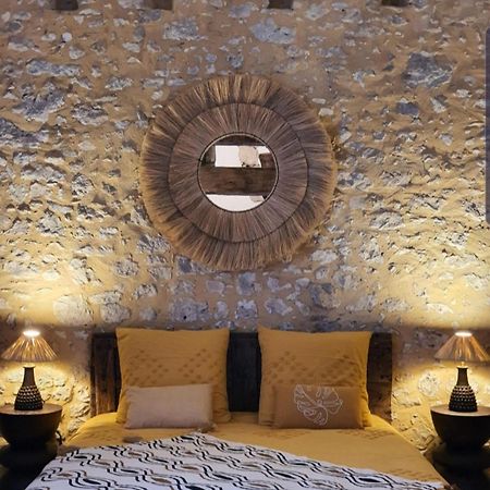 Bed and Breakfast La Casa Nomade Issigeac Экстерьер фото