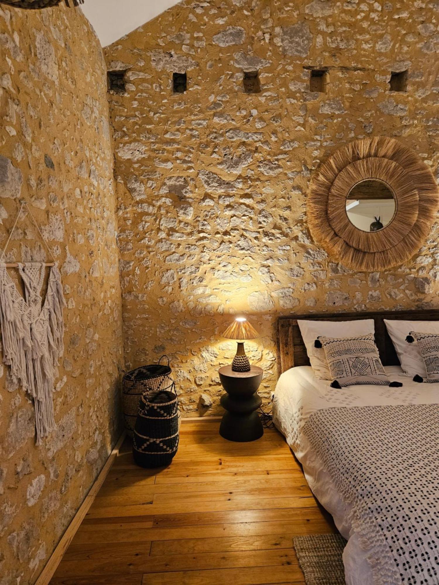 Bed and Breakfast La Casa Nomade Issigeac Экстерьер фото